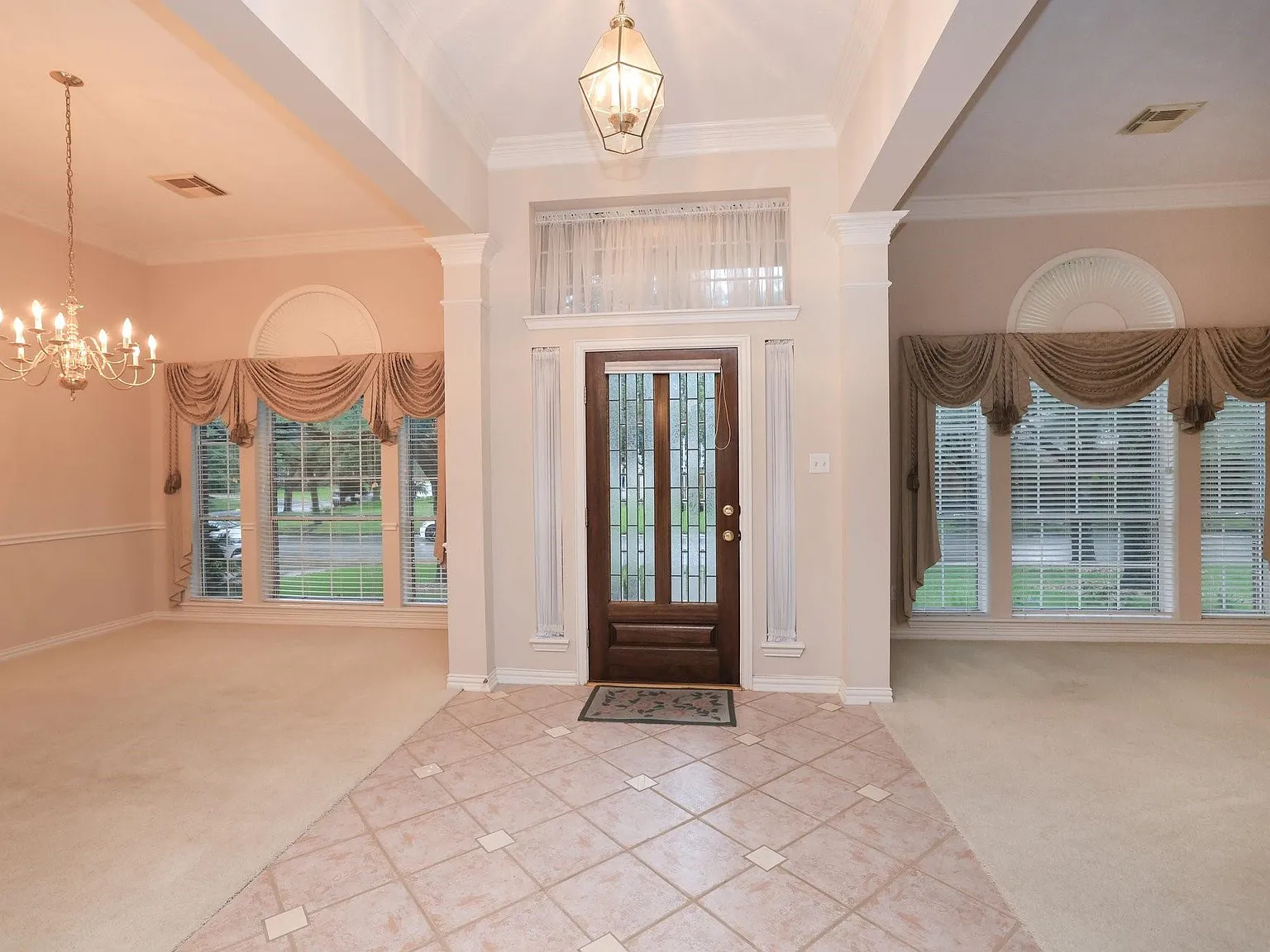 4 bed, 3.0 bath, 3008 sqft, $3,400 — Photo 4