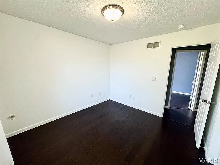 8532 Country Ln — Photo 14