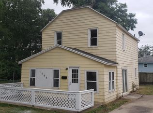 1560 Whiting St SW, Wyoming, MI 49509