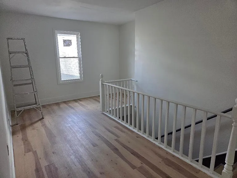 118 Regent St #118 — Photo 12