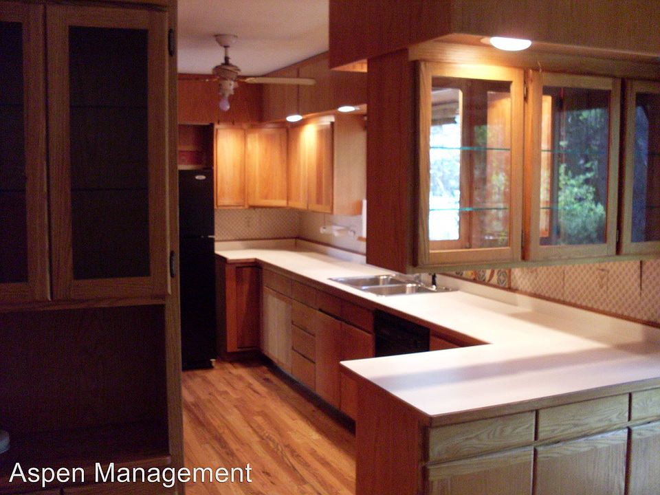 2nd image of 3969 Fuller Ct