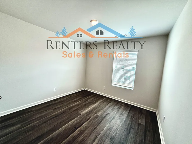 223 Maple Spring Trl — Photo 25