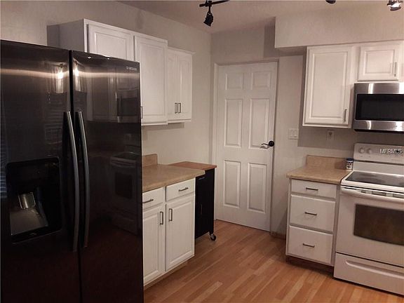 4th image of 11730 81st Ave