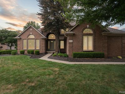 47509 Brockmor Dr, Shelby Township, MI, 48315