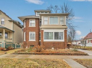428 Vinewood St, Wyandotte, MI 48192