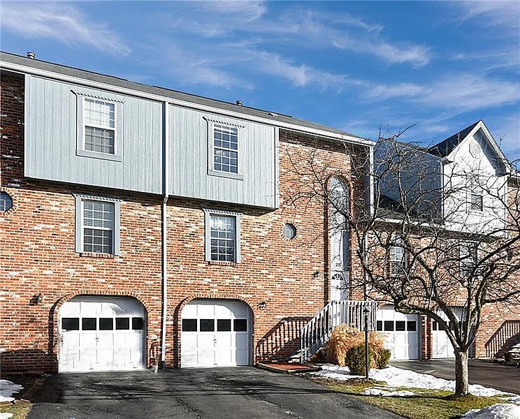 1st image of 715 Sunset Cir