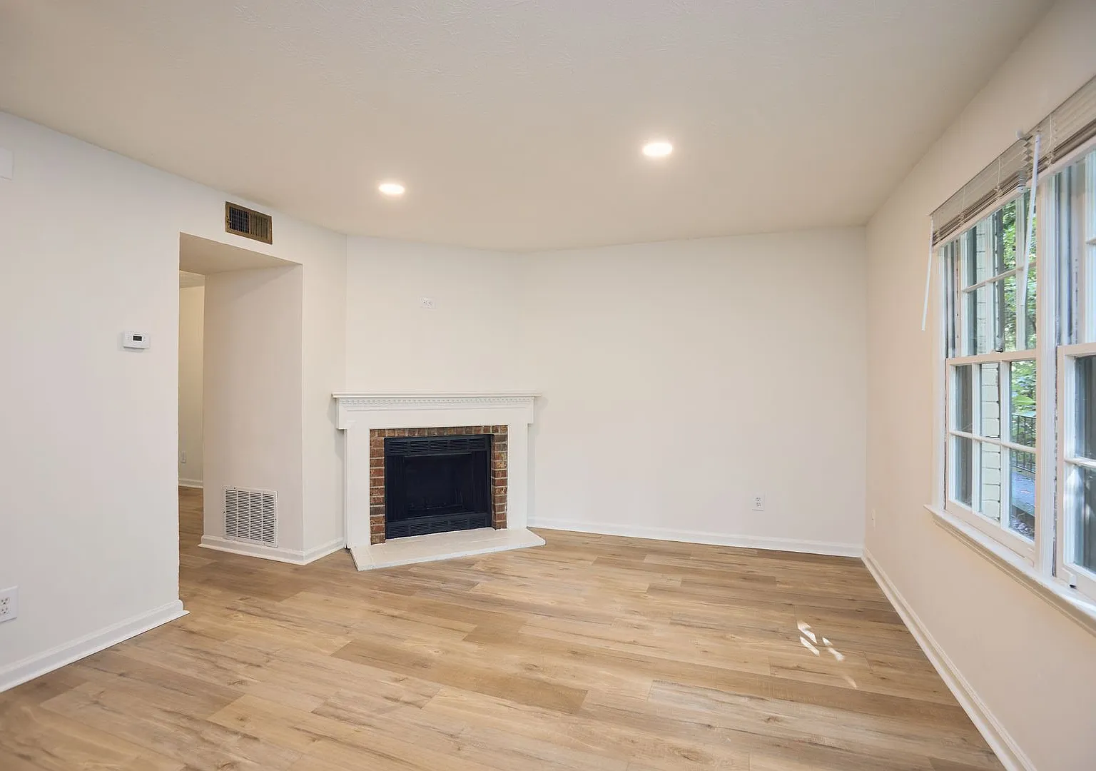 Estates Court #1 — Photo 2