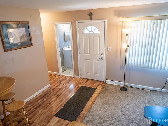 4th image of 21 Mabaline Rd