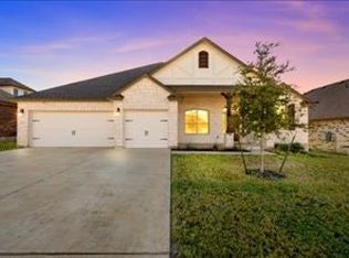 5821 Saint Charles Dr, Belton, TX 76513