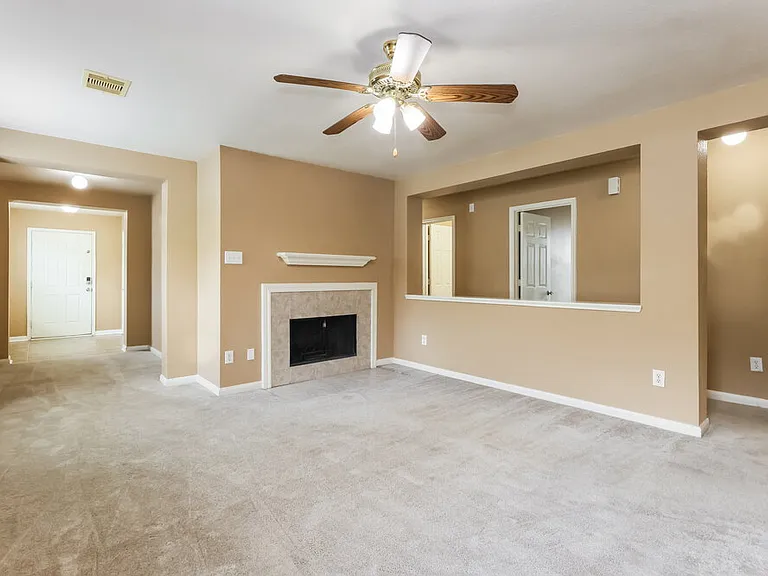 22123 Greengate Dr — Photo 5