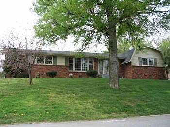 2nd image of 2809 Galesburg Dr