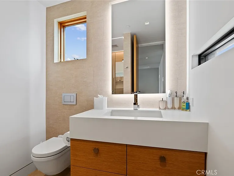 1509 E Bay Ave — Photo 30