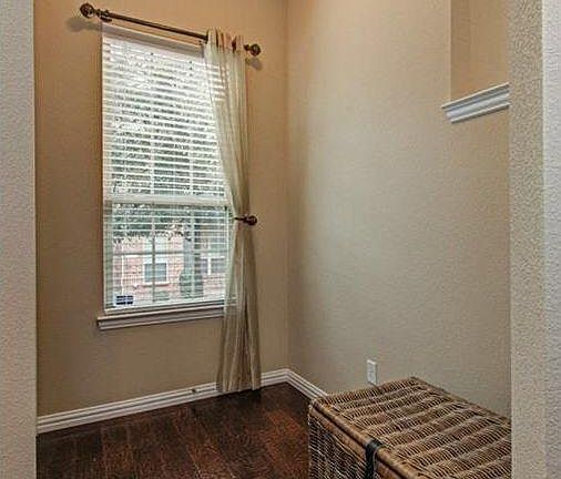 3rd image of 4249 Swan Forest Dr APT E