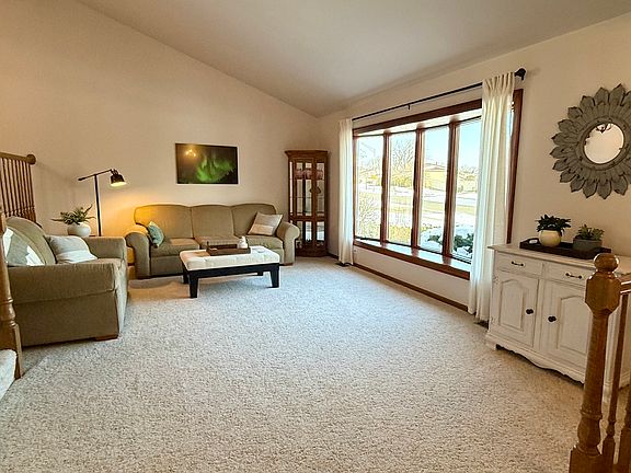 4th image of 17362 Brook Hill Dr