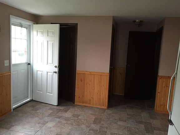 3rd image of 83 Glenhaven Dr #2