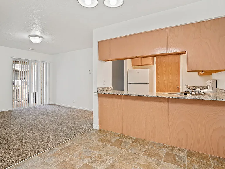 Stonebridge Apartments — Photo 6
