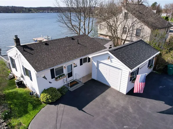 4744 E Lake Rd, Livonia, NY 14487