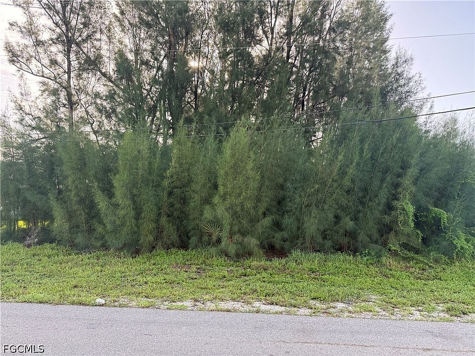 1st image of 137 SW 34th Ave
