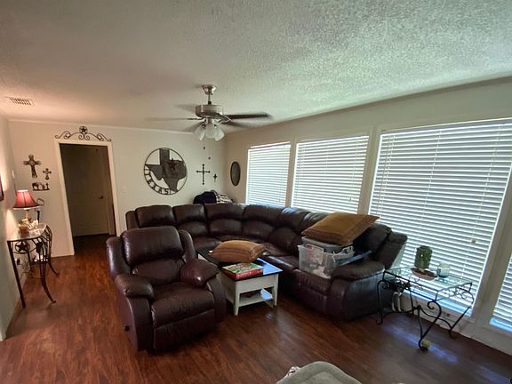 2nd image of 4550 Skyline Dr