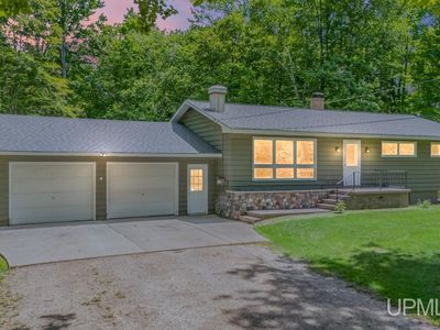 5006 L.75 Ln, Escanaba, MI, 49829