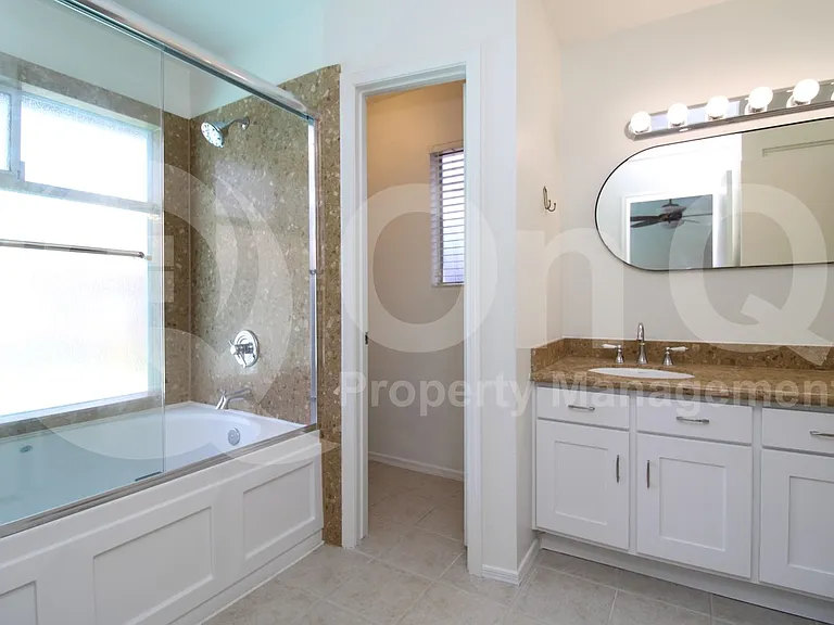4234 E Tanglewood Dr — Photo 17