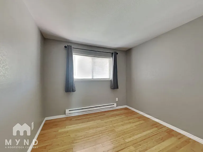 7885 Barbara Ann Dr #E — Photo 13