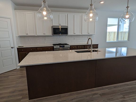 3rd image of 6413 E Giavanna Ave