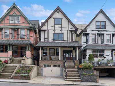 841 Montgomery St, Jersey City, NJ, 07306