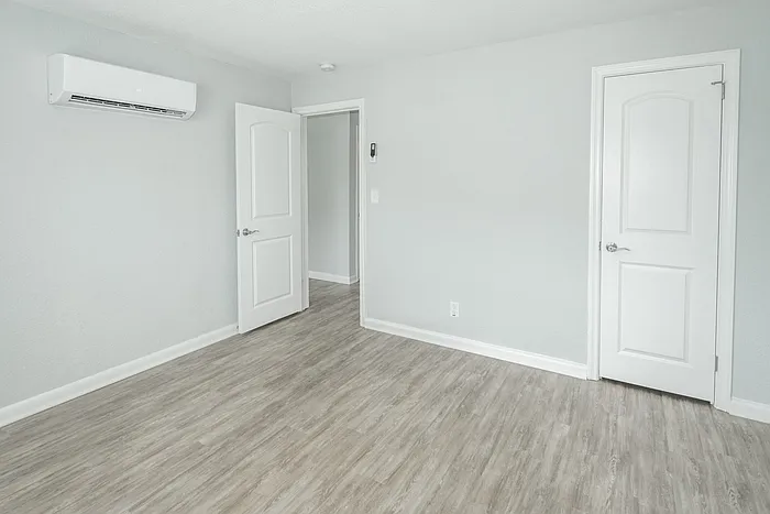 1208 W Ocean View Ave #5 — Photo 12