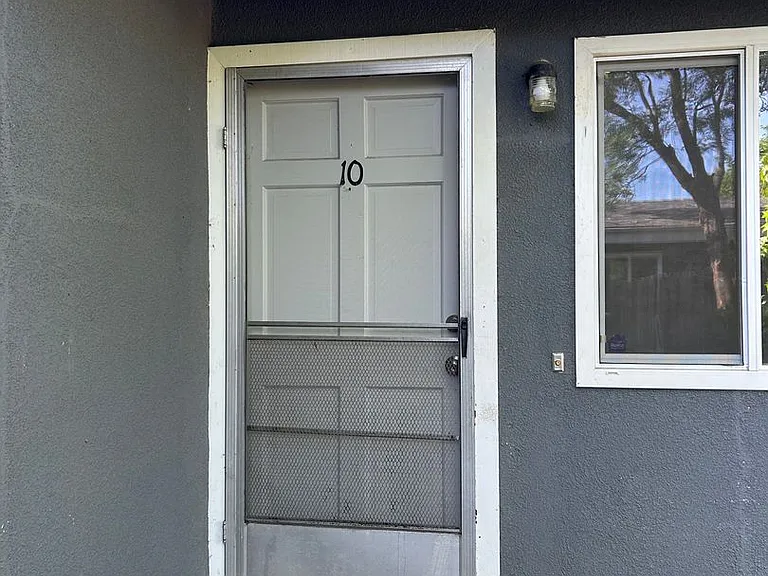 54 Grand Avenue — Photo 30