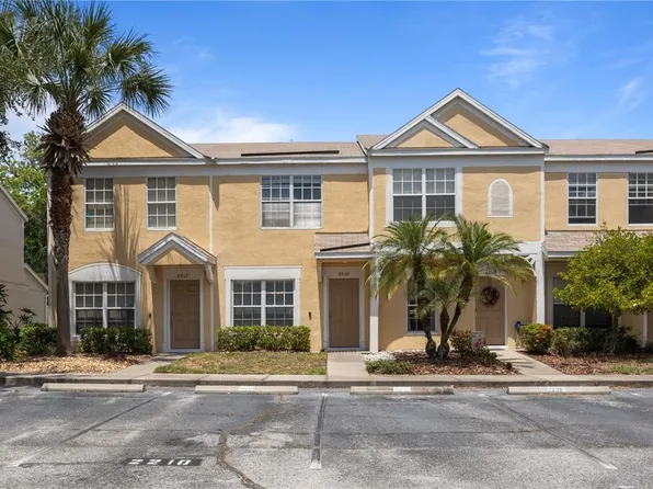 2210 Lake Woodberry Cir, Brandon, FL 33510