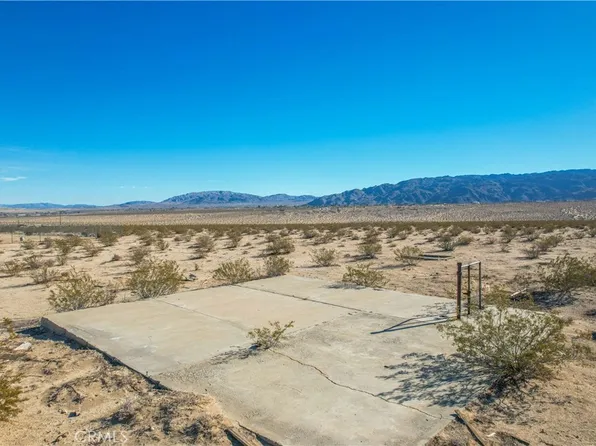 71015 Mile Rd #27-29, Twentynine Palms, CA 92277
