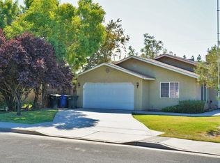 319 W 2nd St, Hanford, CA
