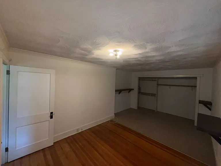 109 Carey Ave — Photo 8