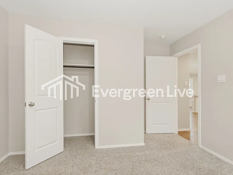 9922 Glen Brook Ln — Photo 8