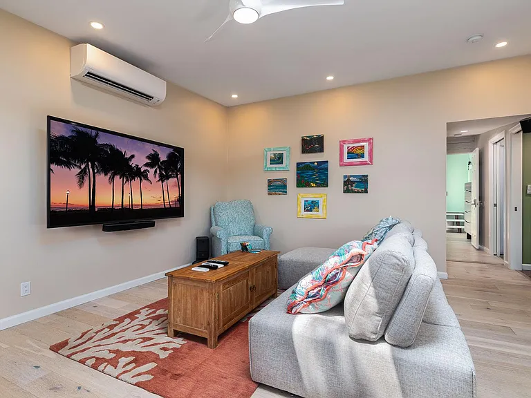 425 N Kalaheo Ave — Photo 3
