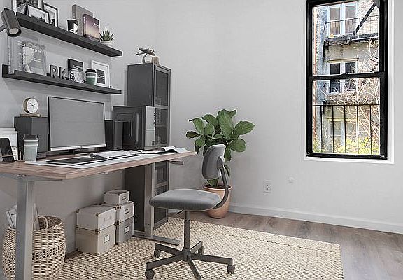 5th image of 526 E 82nd St APT 8
