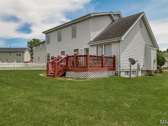 2nd image of 4647 Robbins Grove Dr