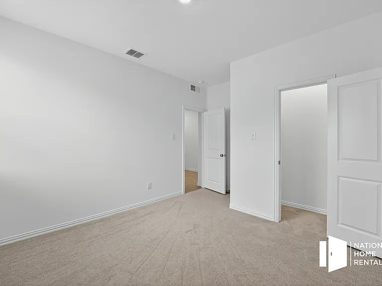1337 Almond Rd — Photo 7