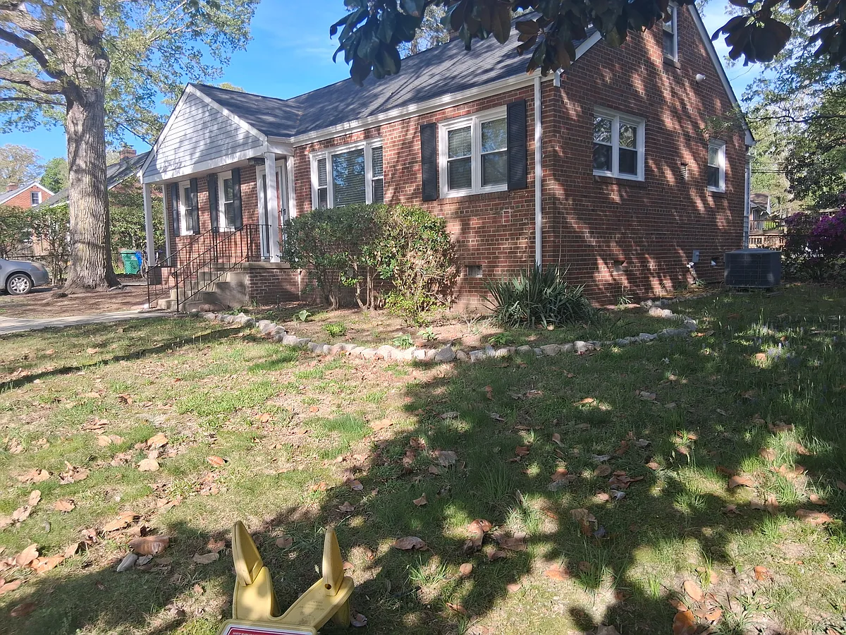 Building Photo - 1103 Ridgecrest Dr