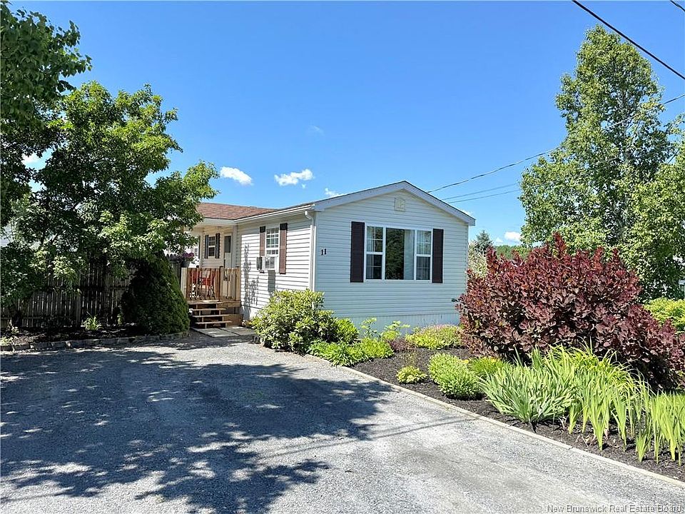 1st image of 11 Pascal St