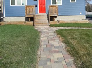 10521 157th St NW #1A, Edmonton, AB T5P2V7