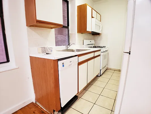 Rented by Keller Williams NYC | media 3