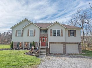 1012 Penn Wright Ln, Trafford, PA 15085