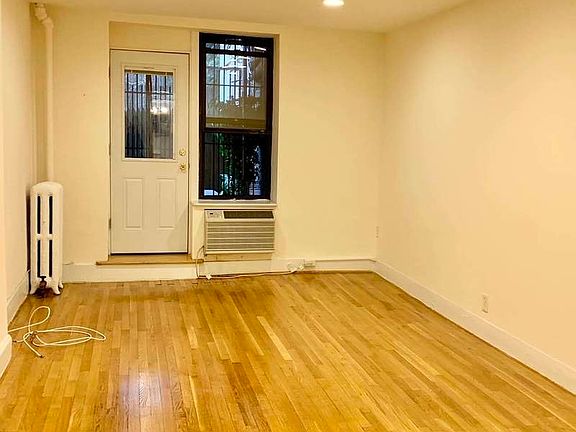 3rd image of 47 W 87th St #B1