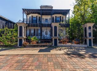 2505 Austin St APT B, Houston, TX 77004