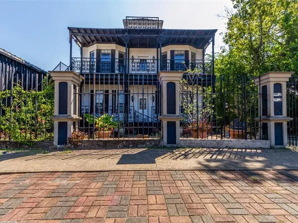 2505 Austin St APT A, Houston, TX 77004