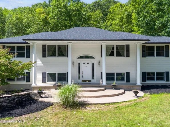155 Valley View Dr, Factoryville, PA 18419