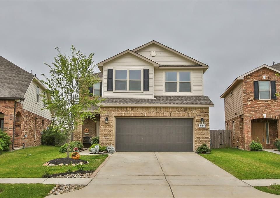1st image of 8114 Oxbow Manor Ln