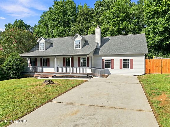 3rd image of 7813 Shadowood Dr